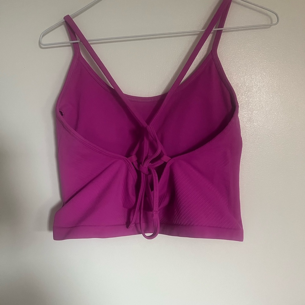Gymshark crisscross tie back cropped tank - Picture 2 of 4